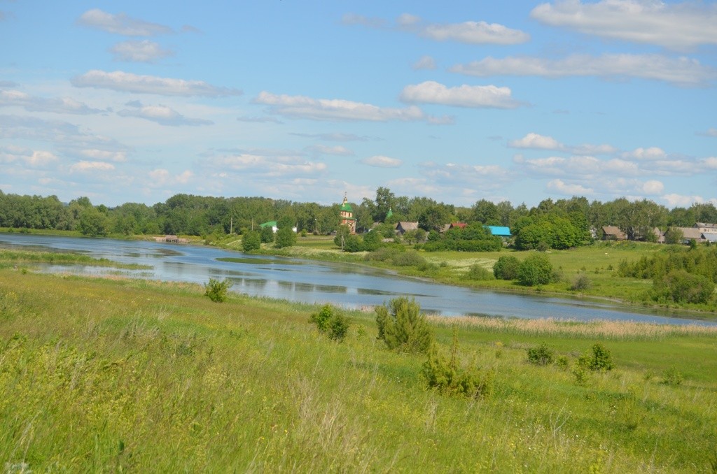 Отсюда открывается замечательный вид на село.jpg