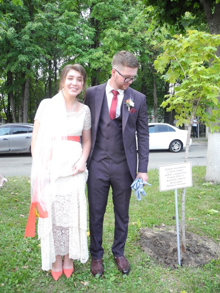 Это будет дерево Денисовых. (Фото Натальи Кулишовой).