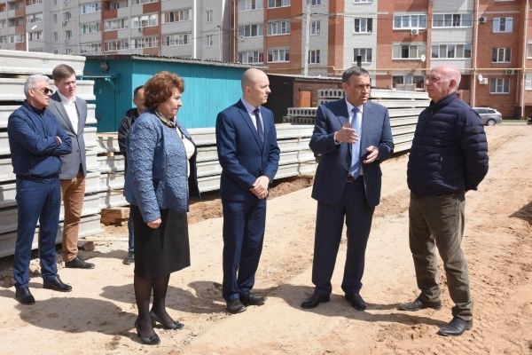 На стройплощадке новой школы