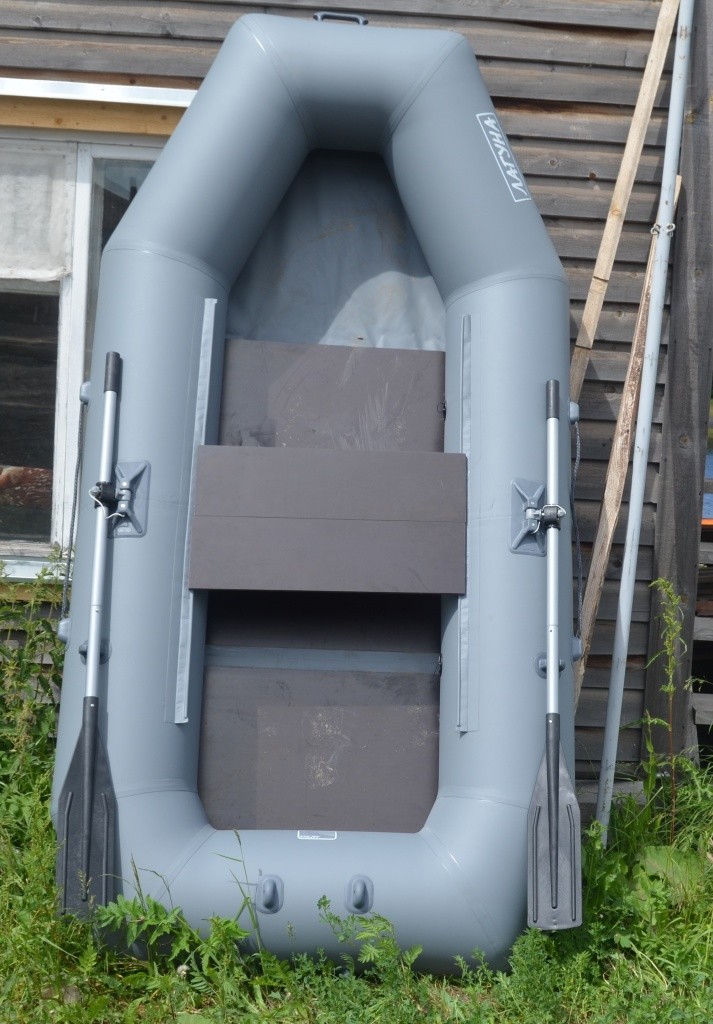 Спасательная лодка на боевом посту.jpg