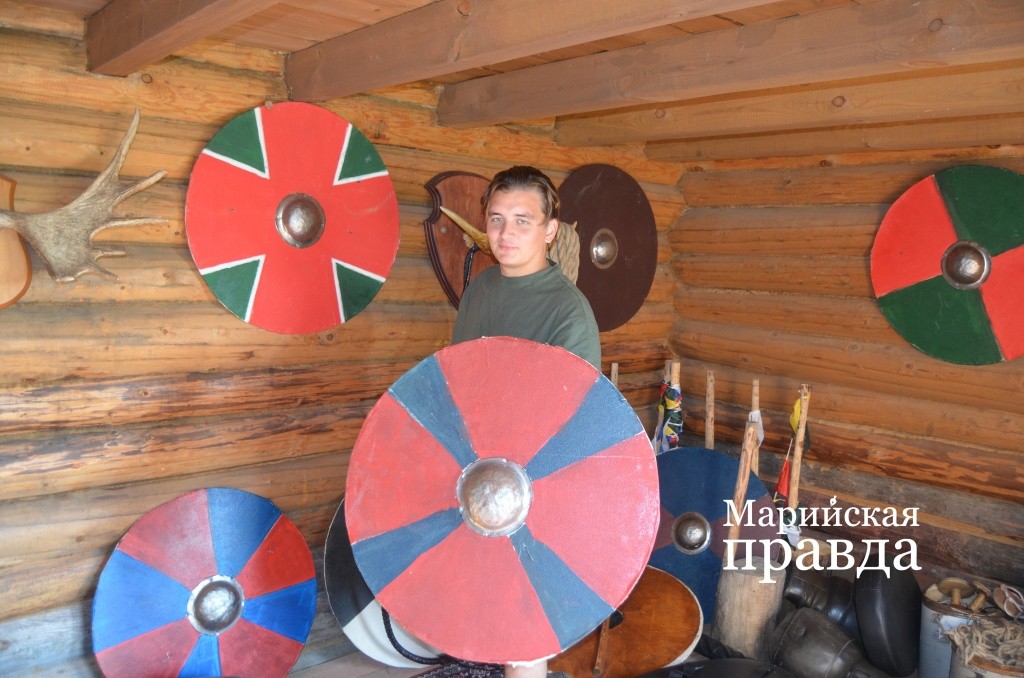 Щитов на заставе очень много, по словам Андрея Бажанова, на войне это расходный материал..jpg