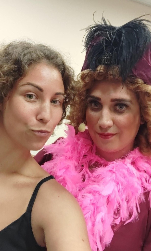 .jpg Узнать в образе тетушки Чарлей артиста Чистякова непросто. Фото предсотавлено семьей Чистяковых.jpg