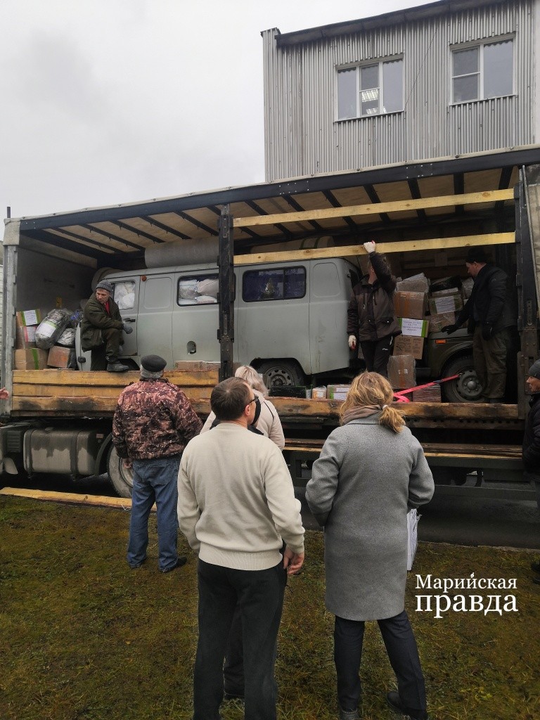 Загрузка очередной фуры..jpg