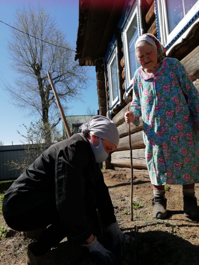 Когда душа просит, а руки не могут, на помощь приходит соцзащита. (Фото предоставлено КЦСОН Мари-Турекского района).
