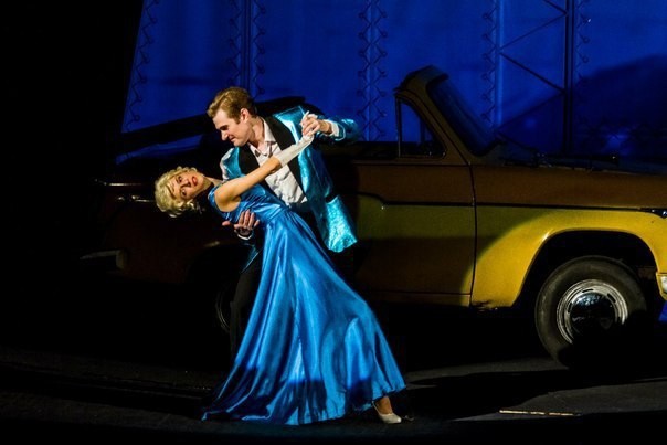 Первая большая работа актрисы на сцене русского театра -роль Мэг в спектакле Примадонны. фото предоставлено Натальей Ложкиной.jpg