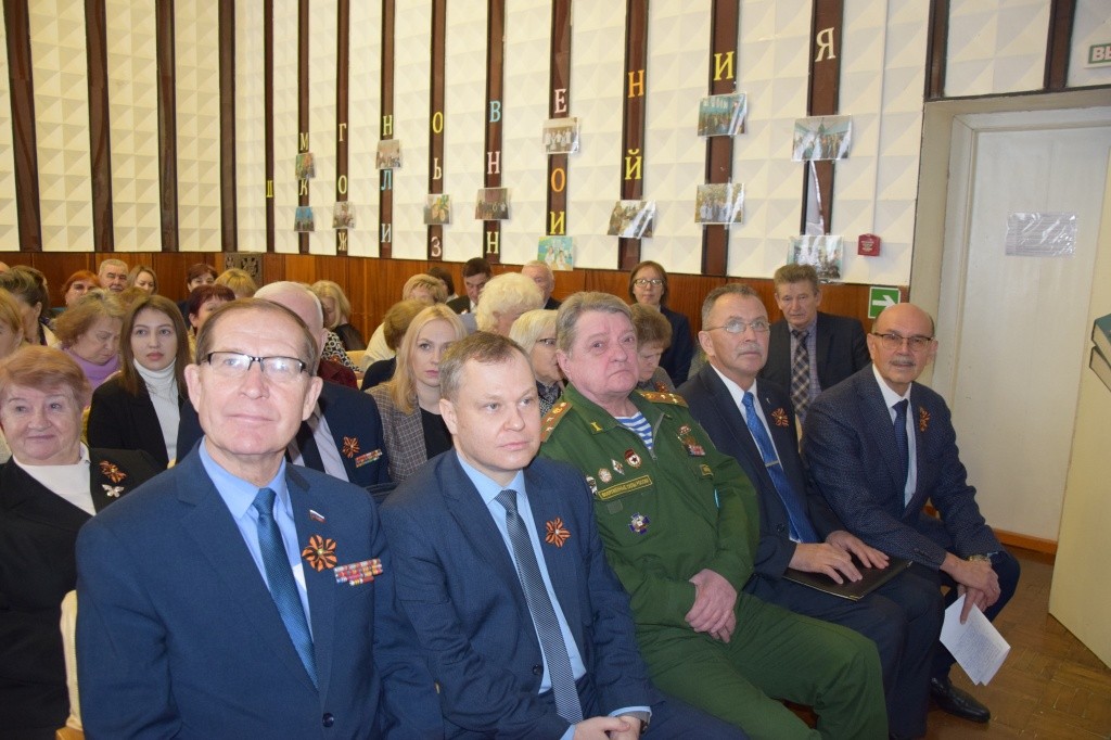 Военно-патриотическим воспитанием населения занимаются и ветеранские, и детские организации. (Фото предоставлено Сергеем Шареевым).