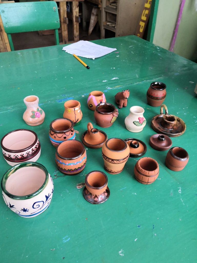 И не подумаешь, что вся эта красота сделана и расписана руками маленьких детей.jpg