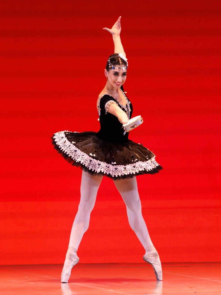 Артистка балета театра им. Э Сапаева Софья Дмитриева удостоена II премии в сольных выступлениях. Фото Евгения Никифорова.jpg