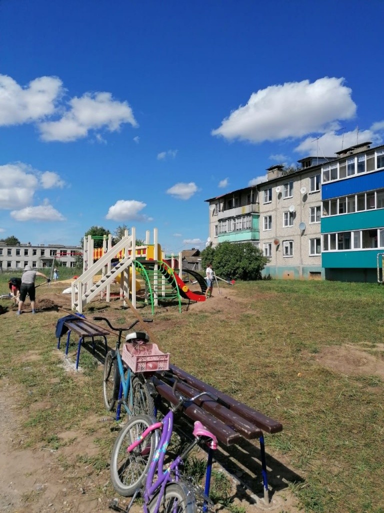 Благоустройство детской площадки в д. Михайловка.JPG
