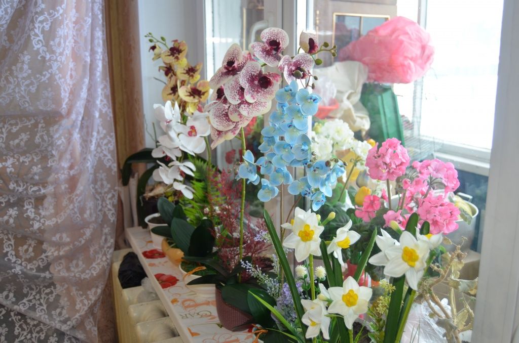 Цветы - еще одно увлечение Раисы Станиславовны.JPG