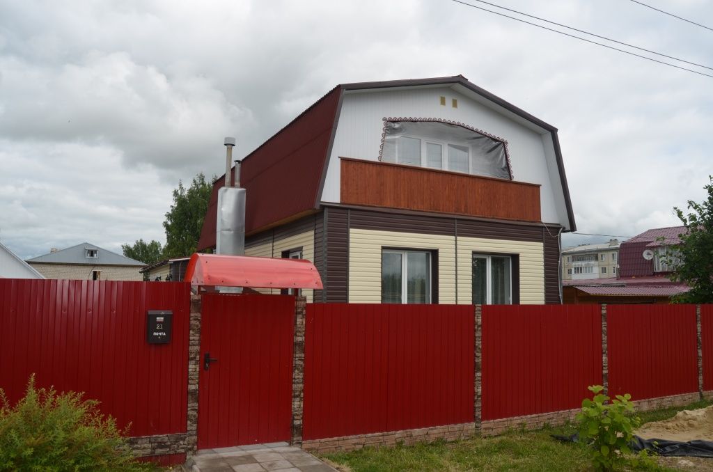 Из старого деревянного дома получился очень симпатичный двухэтажный особнячок.JPG