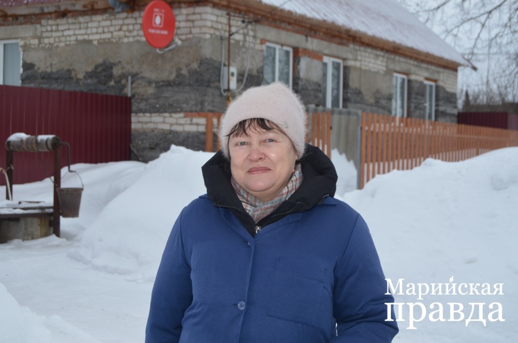 Заведующая ветеринарным участком Ираида Зилотова люди к необходимости постановки животных на учет относятся с пониманием. Заведующая ветеринарным участком Ираида Зилотова люди к необходимости постановки животных на учет относятся с по .jpg