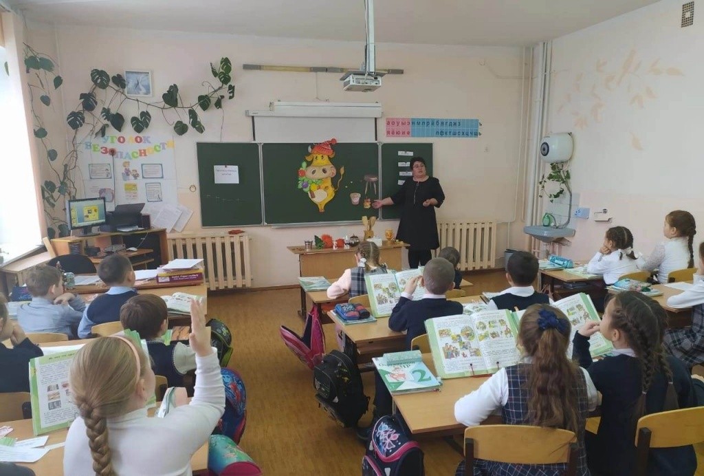 Ох,непросто добиться полного внимания такой требовательной аудитории.jpg