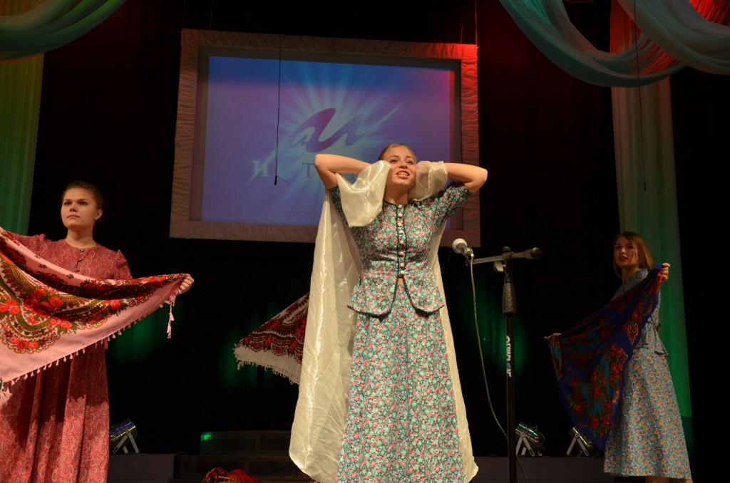 Конкурс художественного слова Истоки. Фото предоставлено Аллой Москвиной.jpg