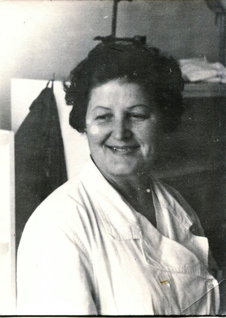 Профессию бабушке выбрала война, и она ей служила более 60-ти лет..jpg