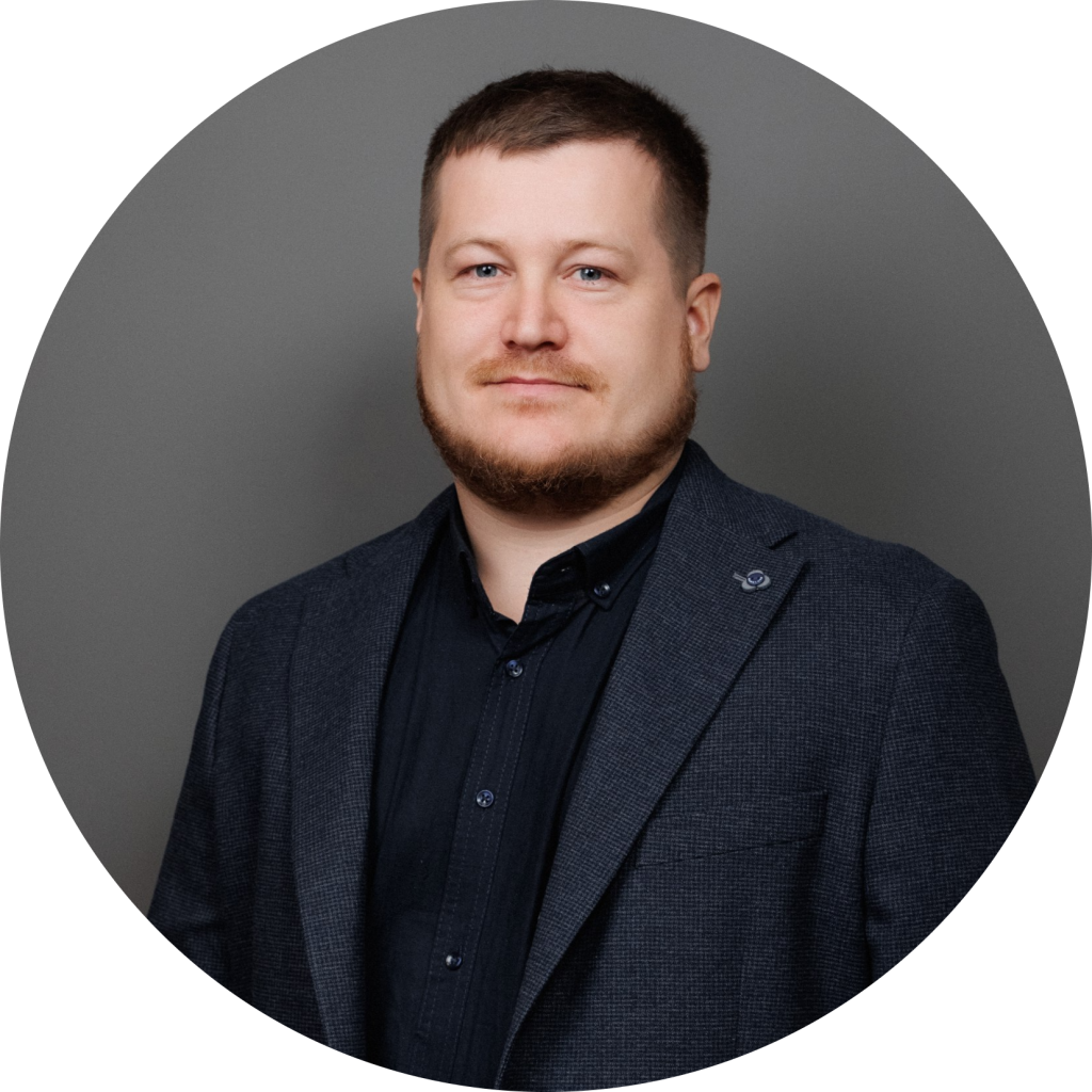 Максим Кретинин.png