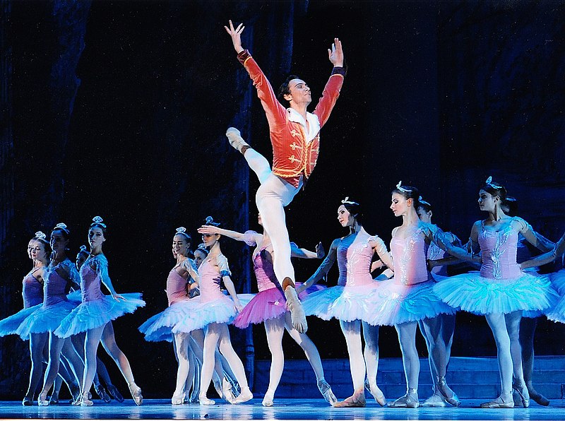 Айдар Шайдуллин. Дезире в балете Спящая Красавица. фото предоставлено Айдаром Шайдуллиным.jpg