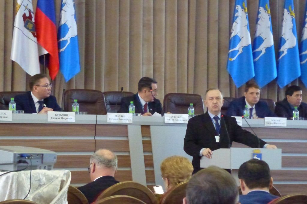 Выступает Сергей Стариков.JPG