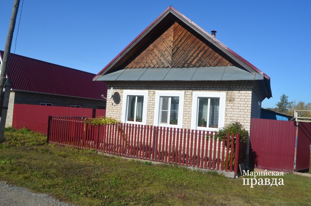 Живет Клавдия Ивановна одна в своем доме..jpg