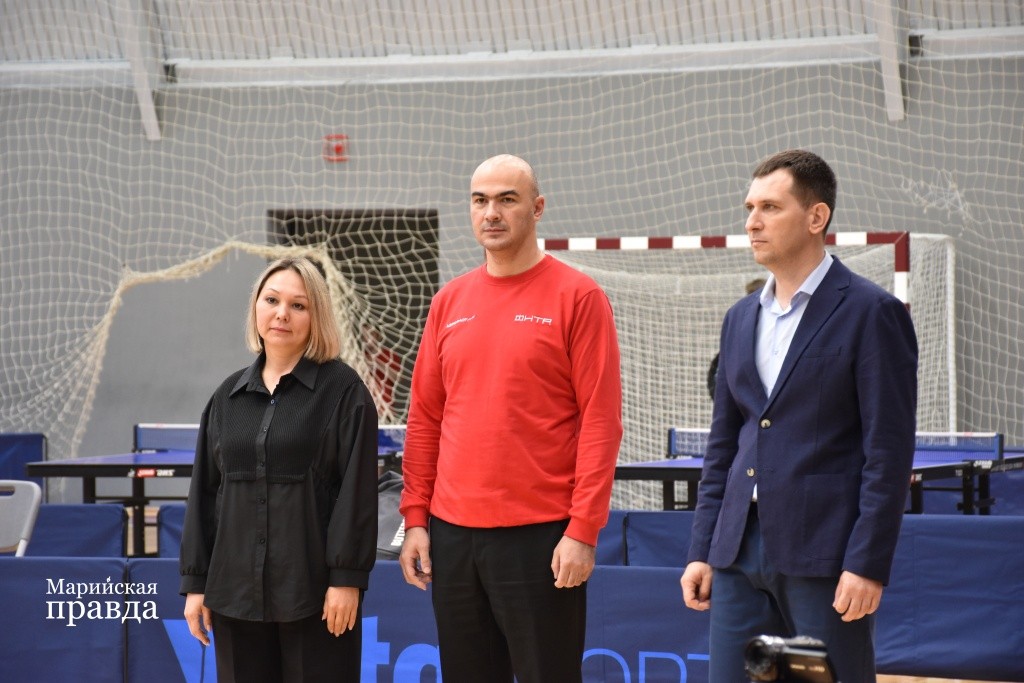 Василий Кожинов справа.jpg