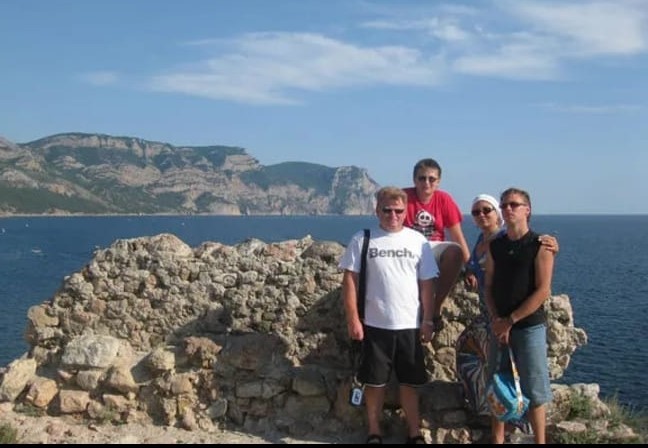 Путешествие - это страсть семьи Баженовых. Фото предоставлено Андреем Баженовым..jpg