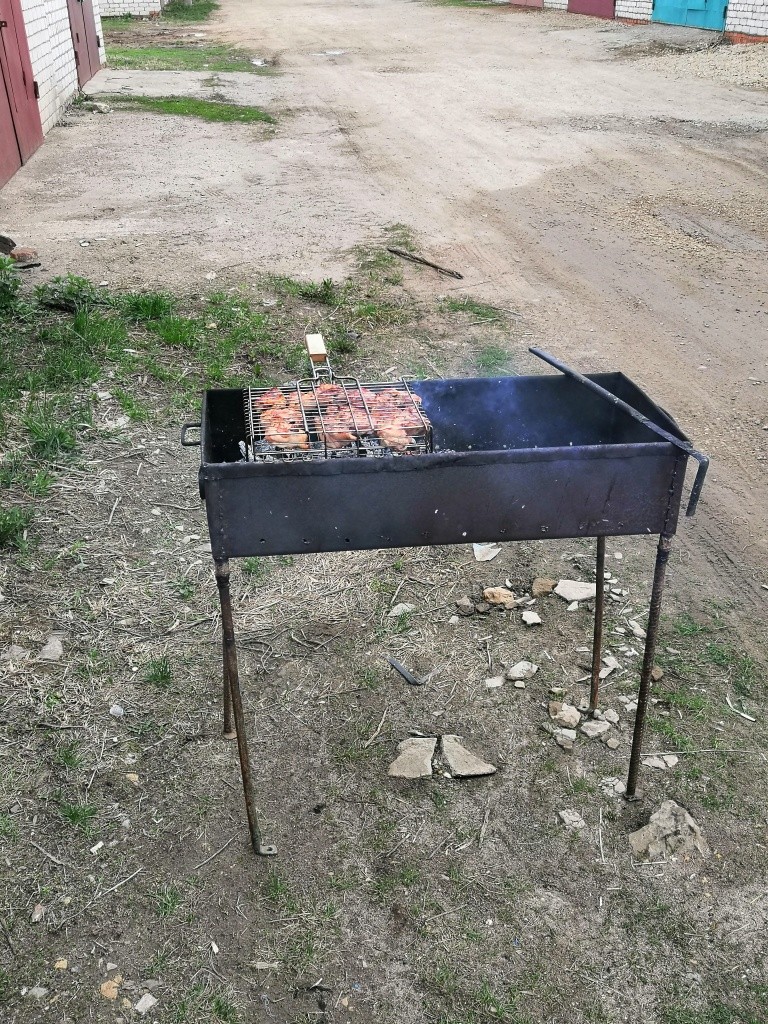 Без угля для шашлыков народ не останется.jpg