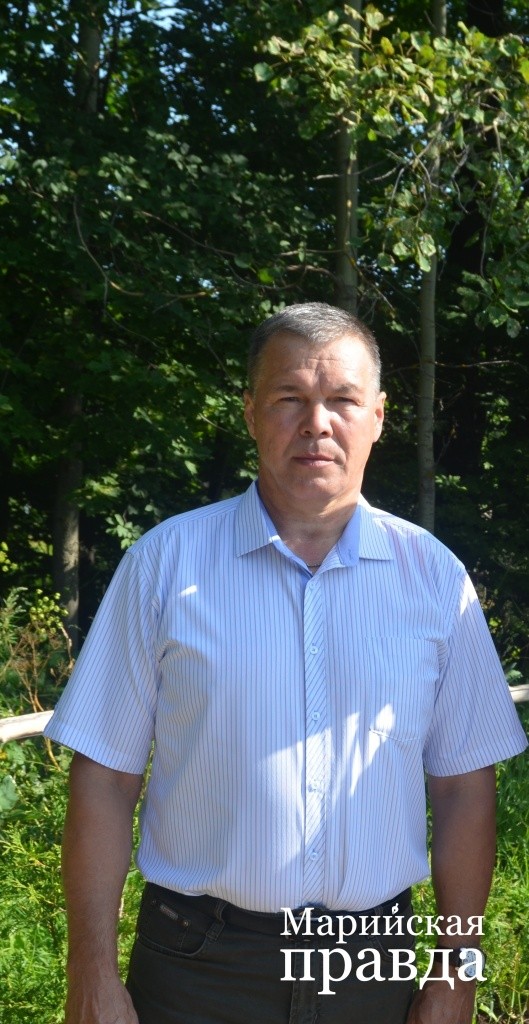 Глава администрации Верхушнурского сельского поселения Виктор Ельмекеев 1.jpg