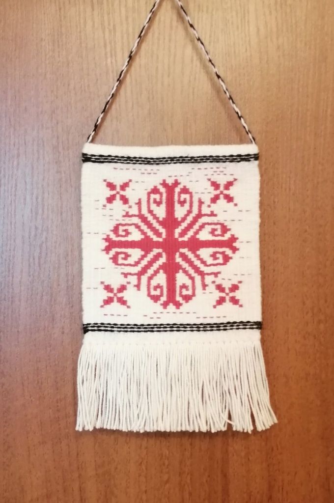 Марийский оберег Сурт орол. Такие амулеты с удовольствием покупают туристы. Фото предоставлено Екатериной Цепелевой.jpg