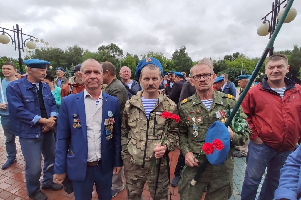 Боевое братство. (Фото регионального отделения ДОСААФ).