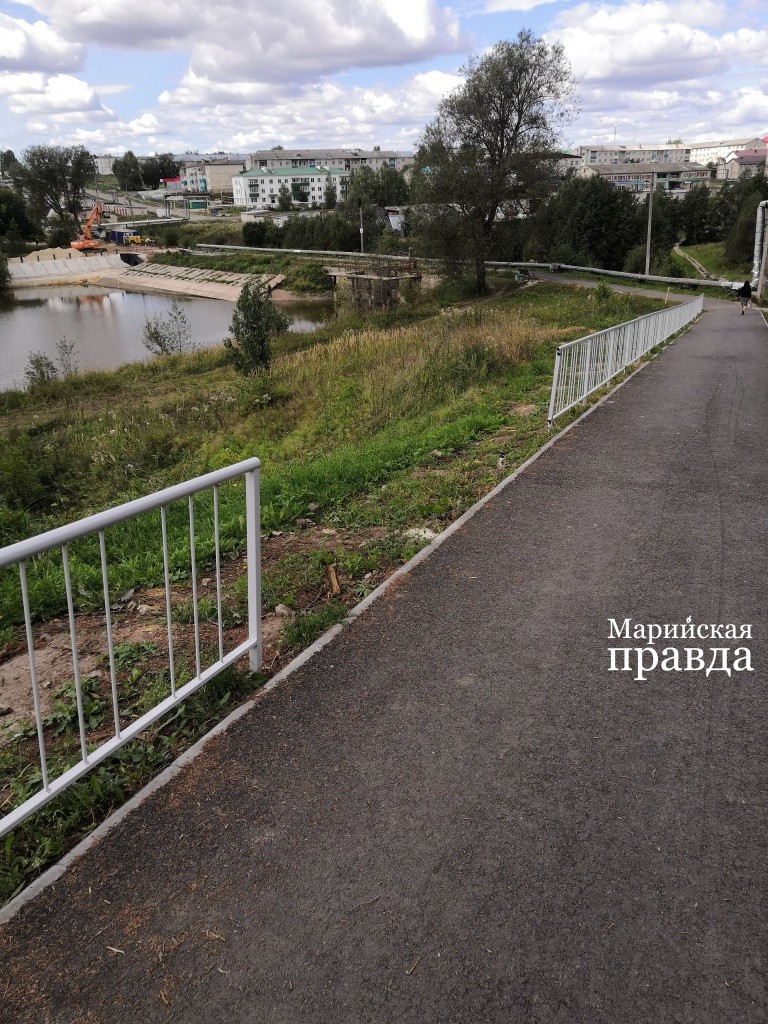 Пришлось демонтировать сразу несколько пролетов..jpg