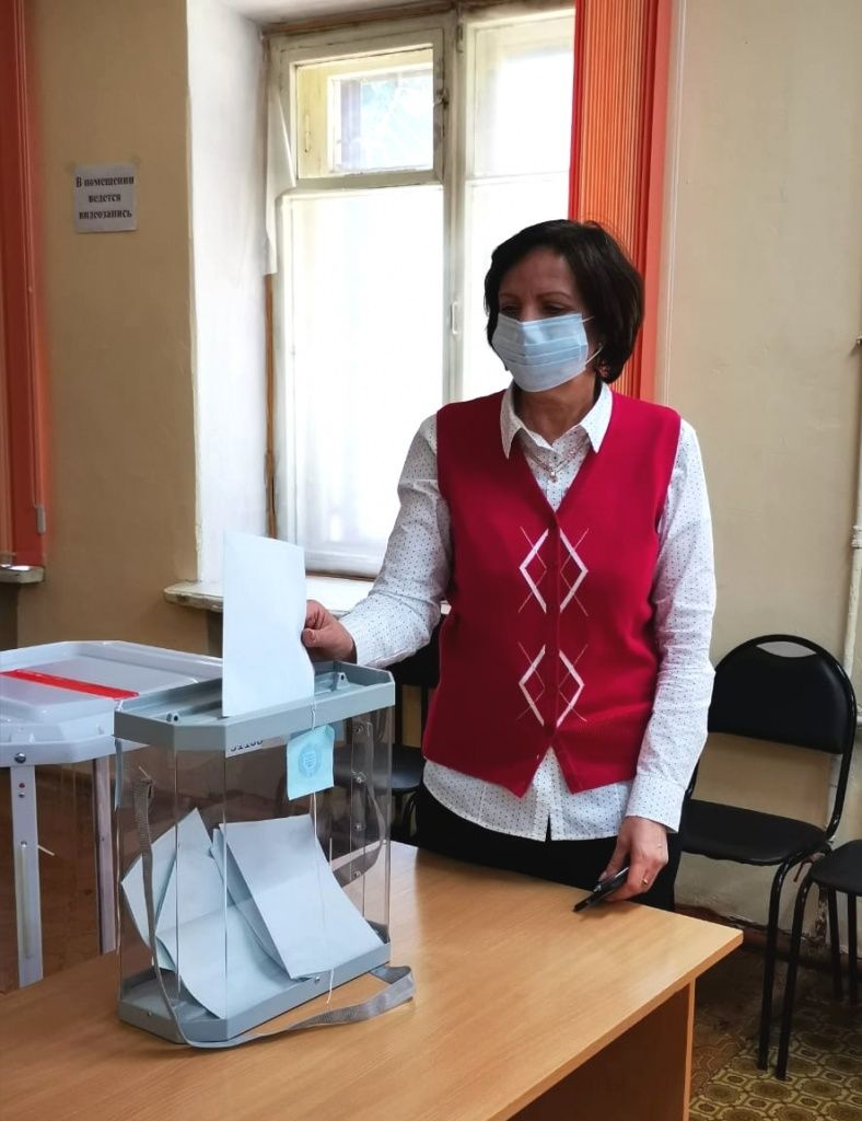 Лариса Овчинникова поддержала поправки в Конституцию РФ. (Фото предоставлено Ларисой Овчинниковой).