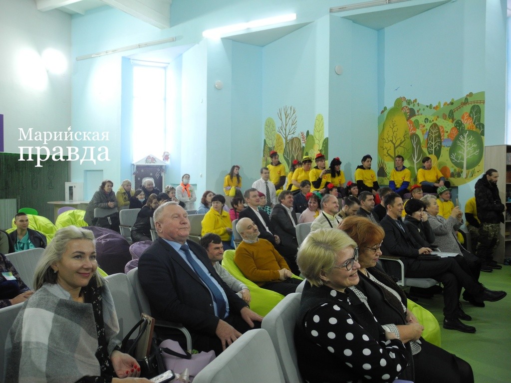 Зрителям некогда было скучать! (Фото Натальи Кулишовой). Зрителям некогда было скучать! (Фото Натальи Кулишовой).