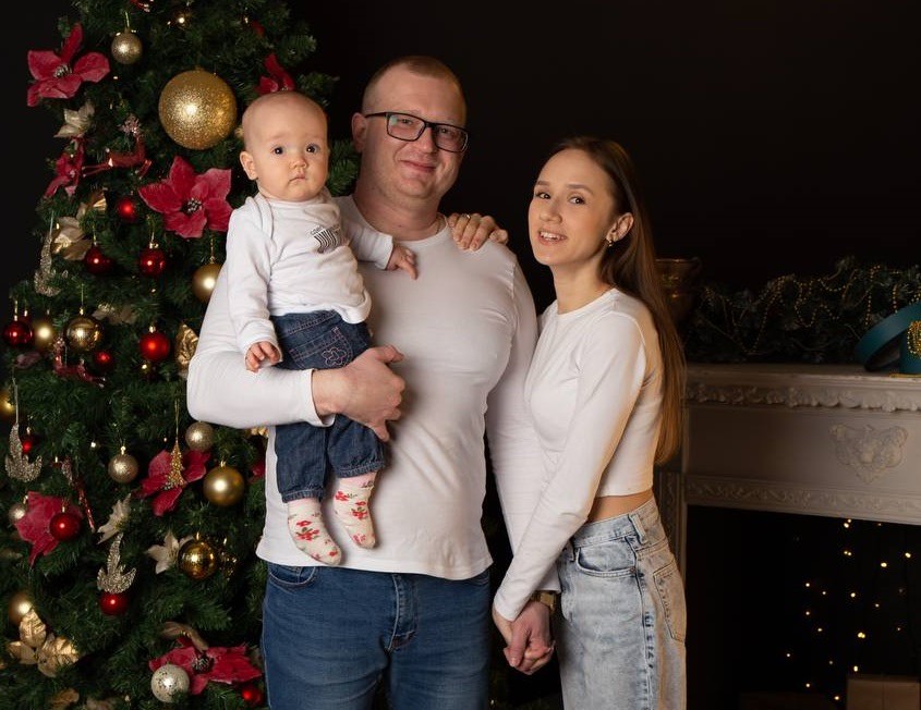 Там, где жена и дочка, там место силы..jpg