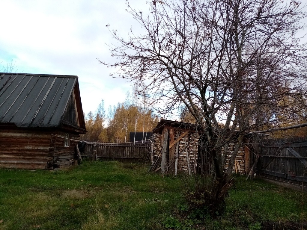 Обжитые уголки в поселке пока большая редкость. (Фото Натальи Кулишовой). Обжитые уголки в поселке пока большая редкость. (Фото Натальи Кулишовой).