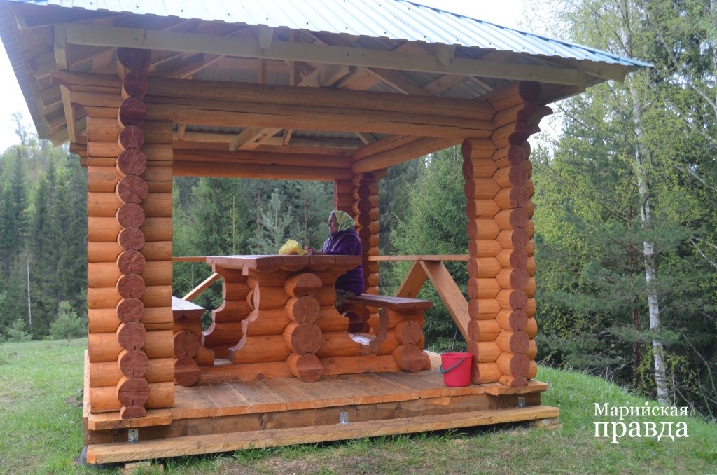 Есть теперь где отдохнуть уставшим путникам..jpg