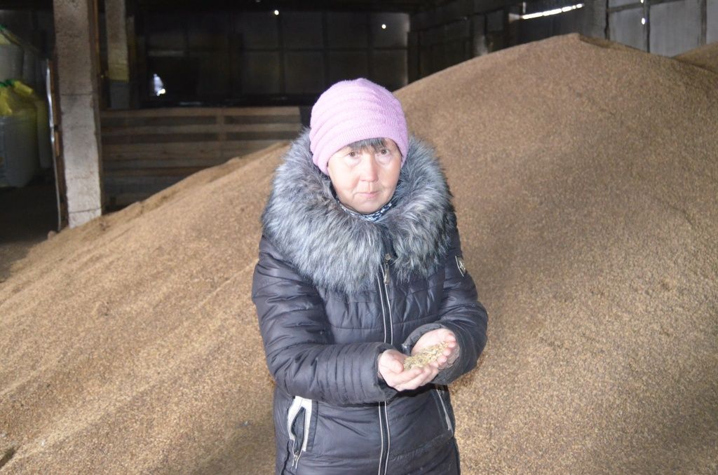 Валентина Алексеевна знает секреты стопудовых урожаев.JPG