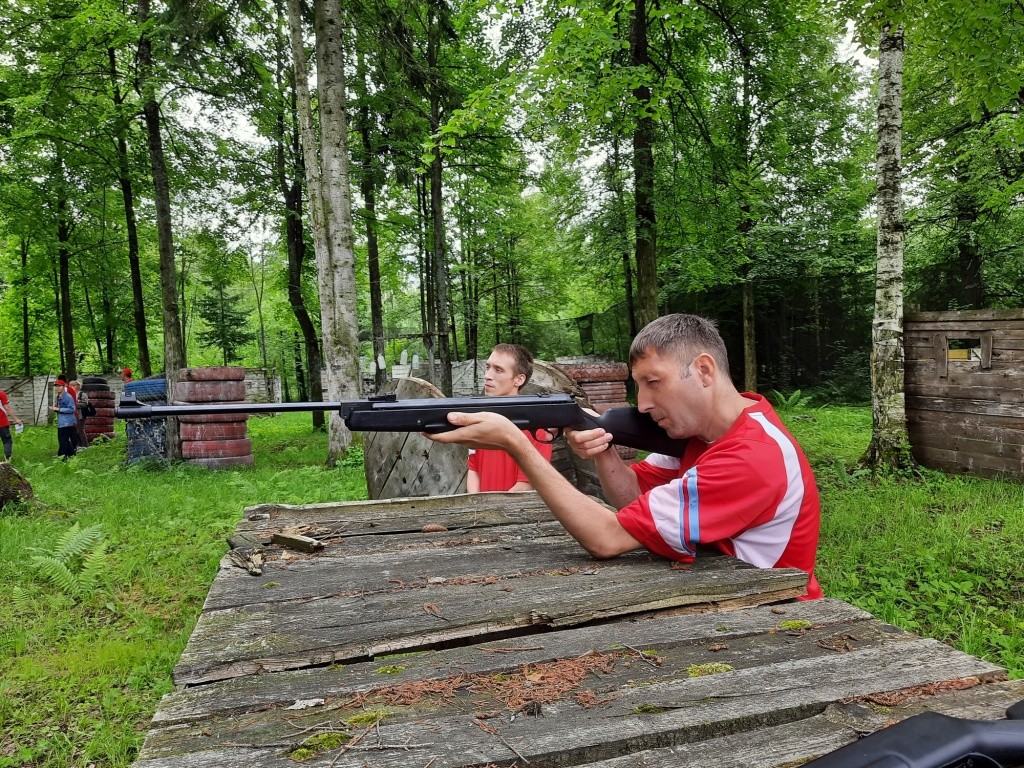 Стрельба - доступный вид спорт для многих инвалидов. (Фото МРО ВОИ).