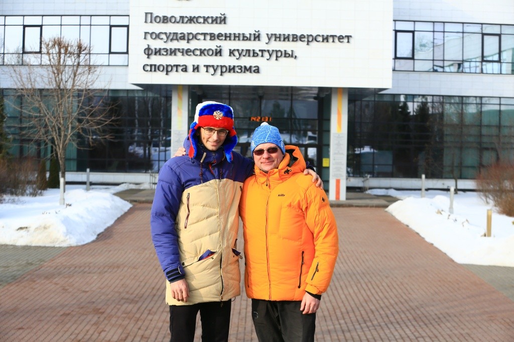 Фото с отцом Март 2025 года.JPG