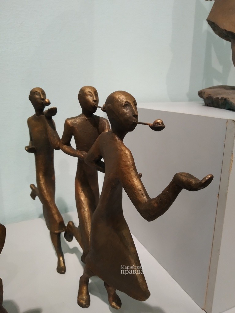 Рустам Габбасов. Бег с яйцами.jpg