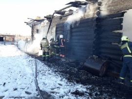 Фото с места происшествия ГУ МЧС РФ по РМЭ..