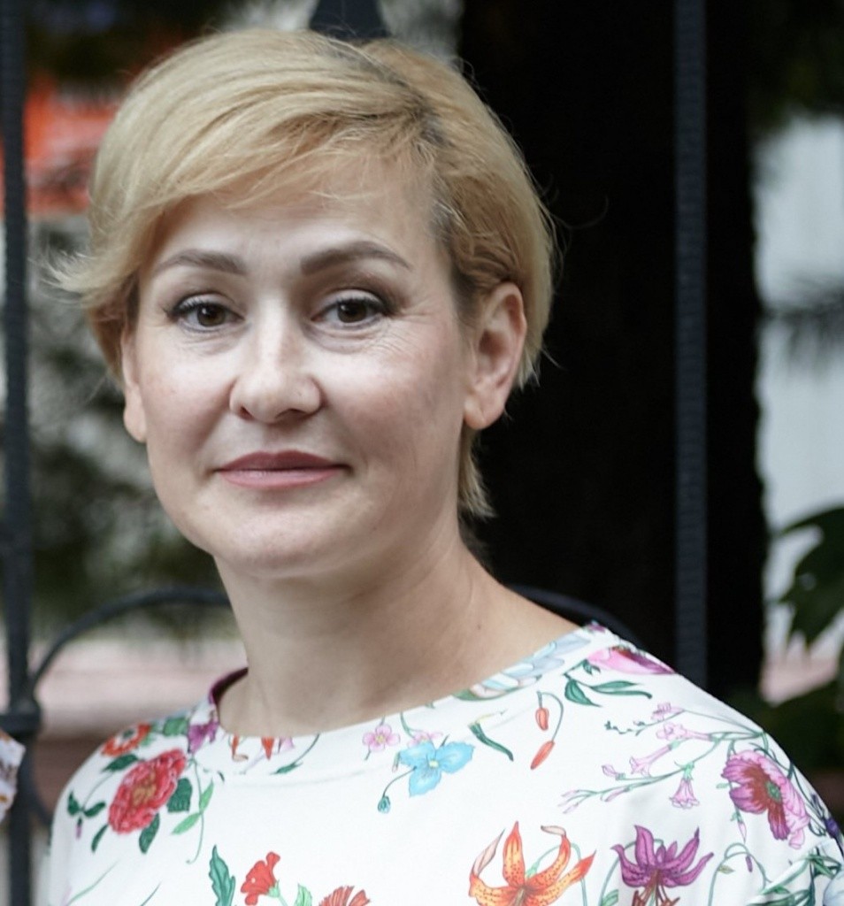 Стрежнева.jpg