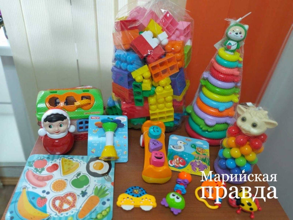 Социальная няня приходит не с пустыми руками 1.jpg