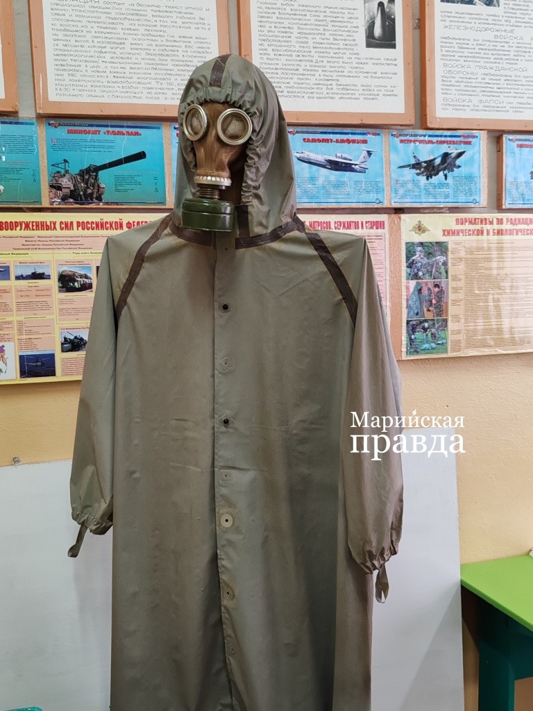 Общевойской защитный костюм(ОЗК) много чего повидал на своем веку 1.jpg