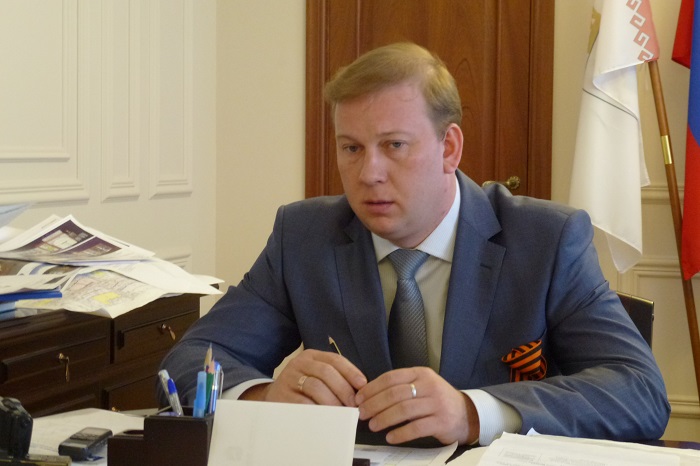 Плотников